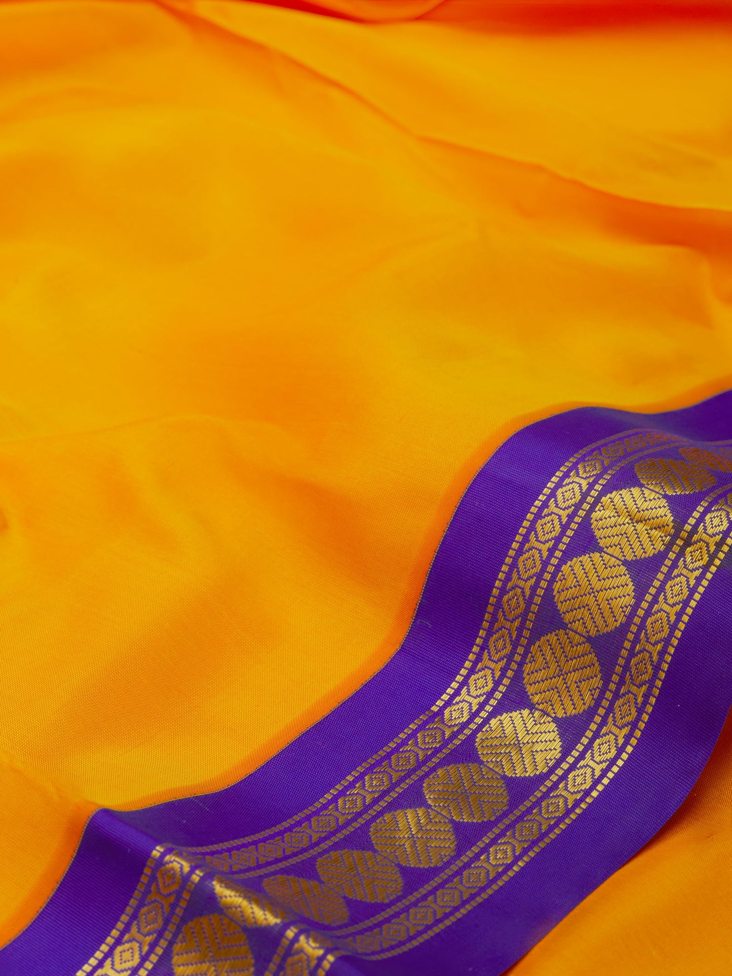 Mambalam Orange 9 Yards Kanchivaram Silk Saree